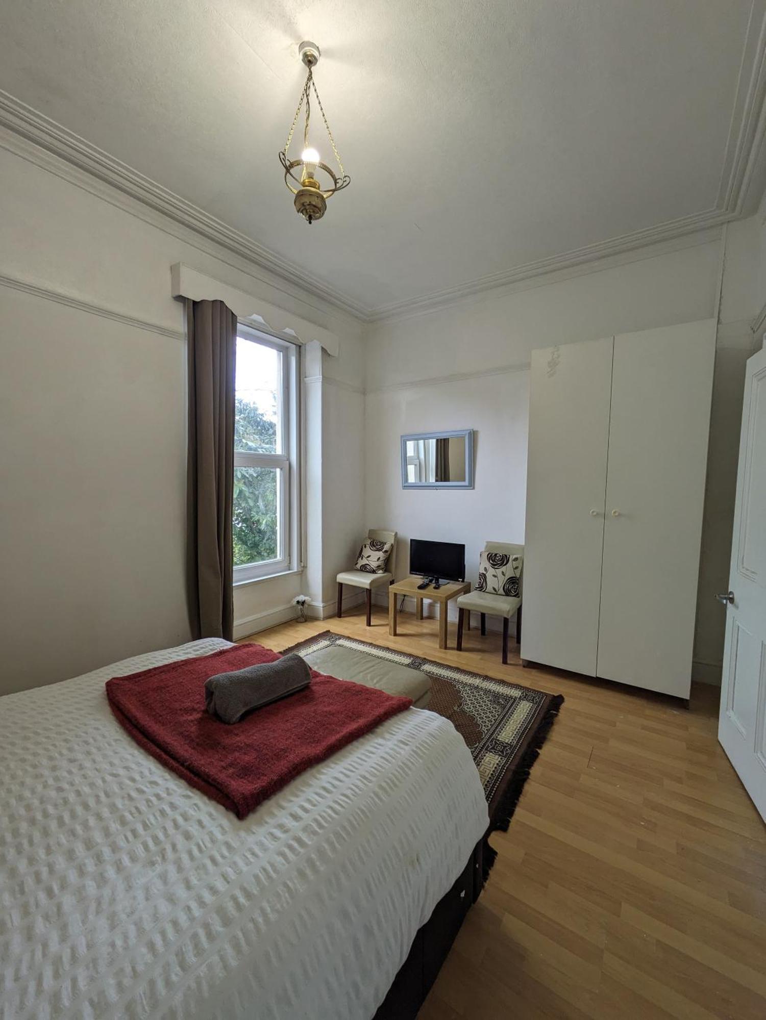 Ensuite Basic Room Budget Sketty 5 Swansea Esterno foto